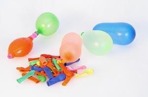 Balónky 45 ks - vodní bomby s pumpou - VÝPRODEJ