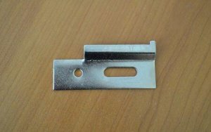 Závěs k retifikační tyči na zavěšení linky P - VÝPRODEJ